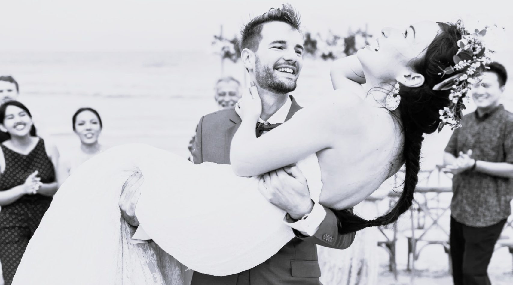 curated-lifestyle-meF5ONjRRwU-unsplash-min